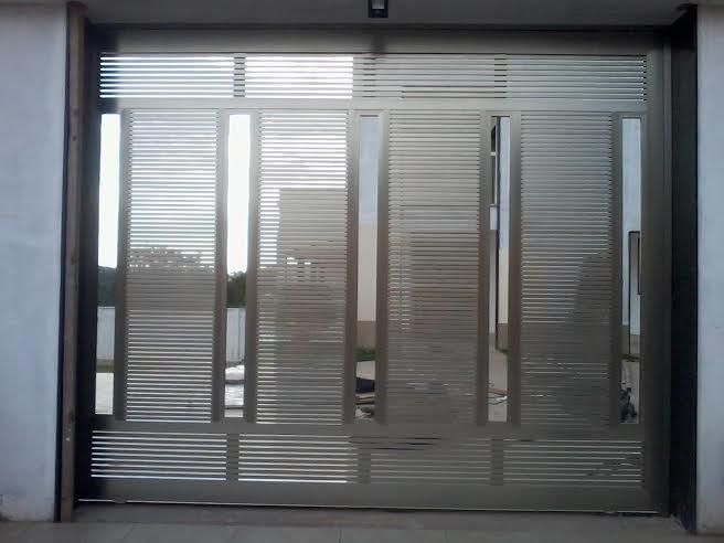 grades_e_portoes Portão Aluminio anodizado Inox com filete de vidro